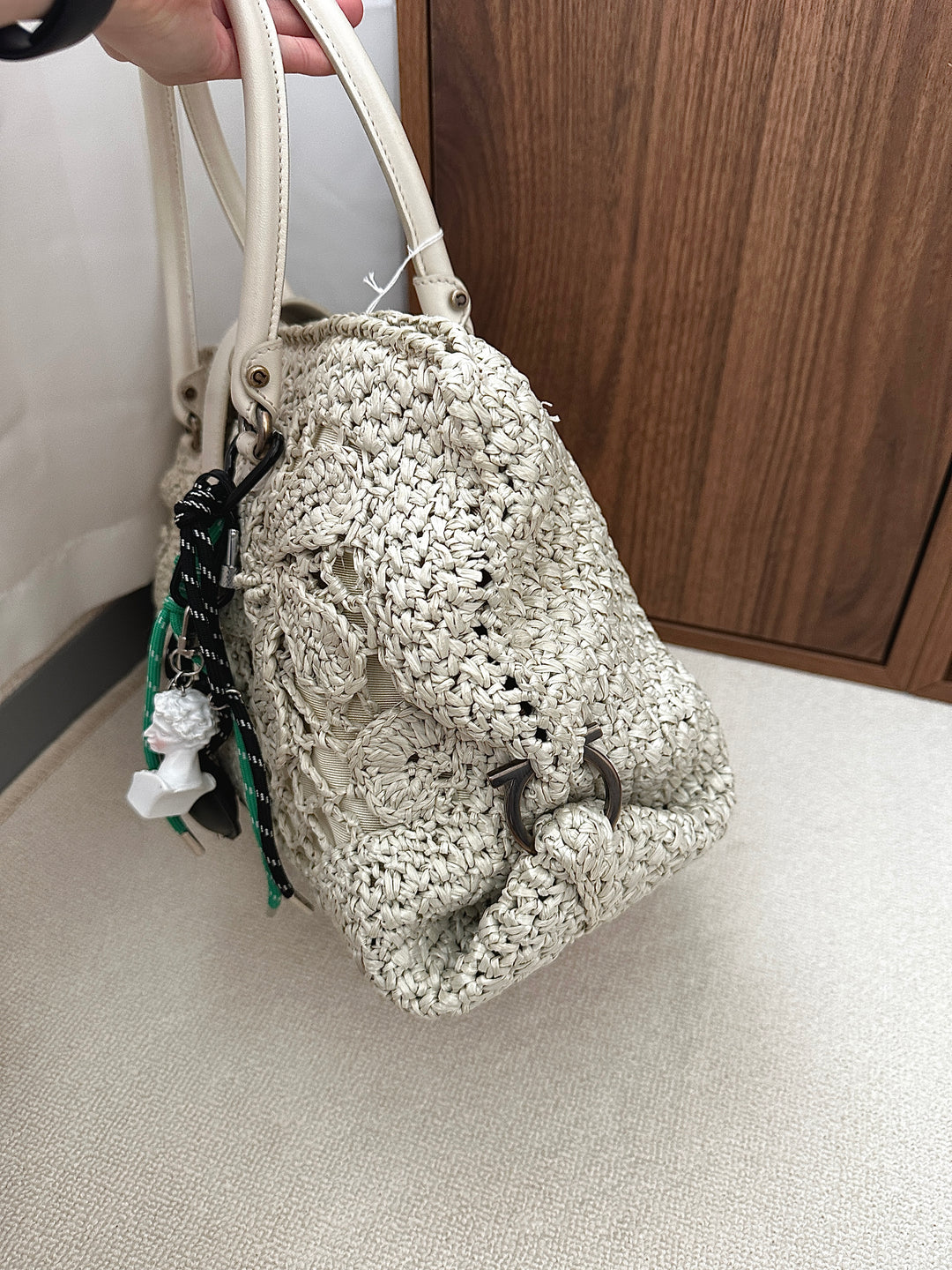 Ferragamo Horseshoe Buckle Crochet Hobo Bag（Ivory White）｜Vintage Summer Charm 🤍🌿