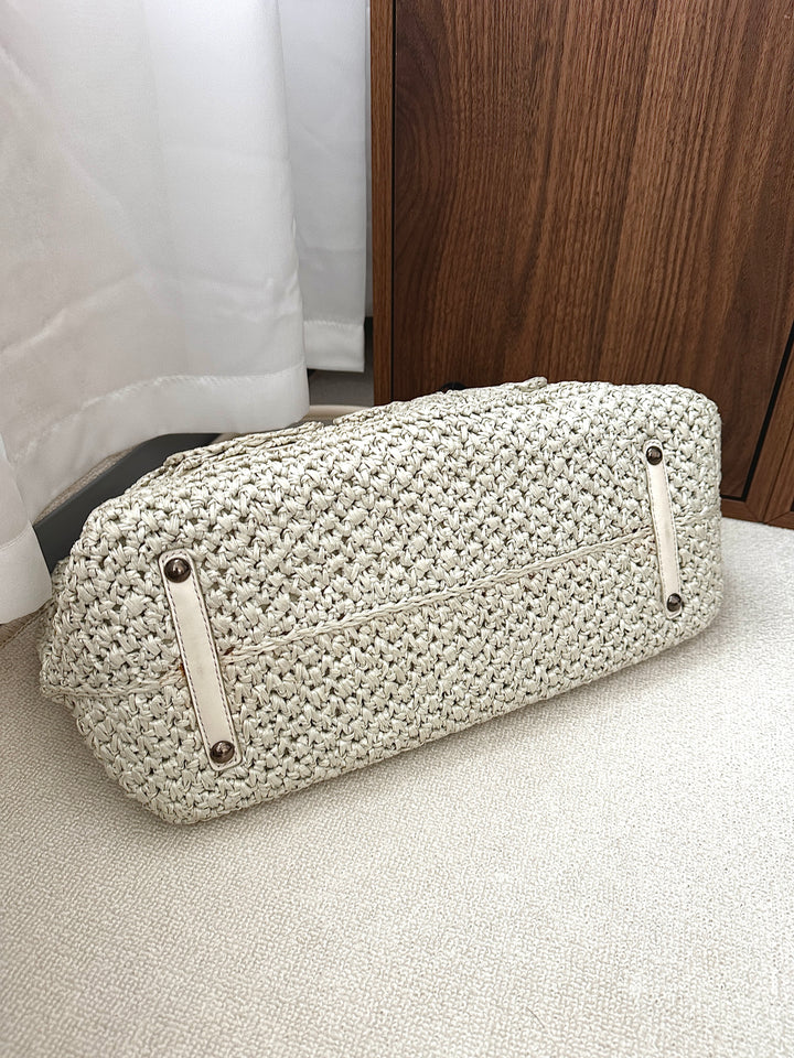 Ferragamo Horseshoe Buckle Crochet Hobo Bag（Ivory White）｜Vintage Summer Charm 🤍🌿