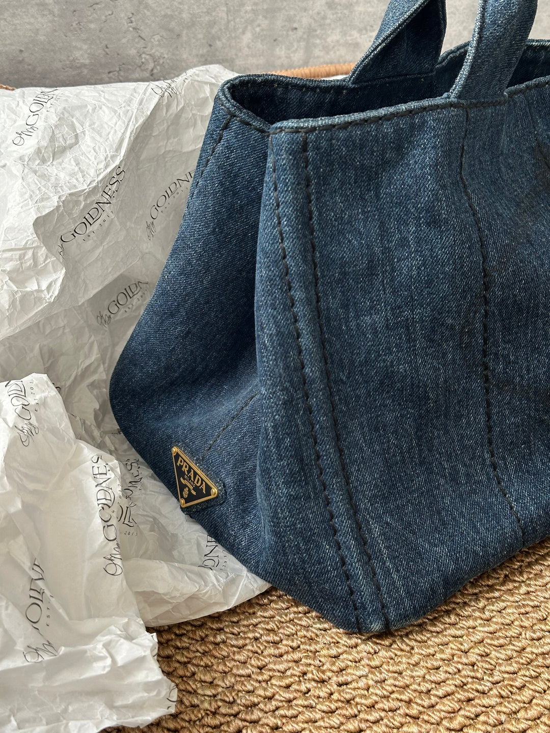 PRADA Dark Indigo Denim Tote Bag｜Casual Summer Elegance with Spacious Design 🐎🪶 Effortless & Practical