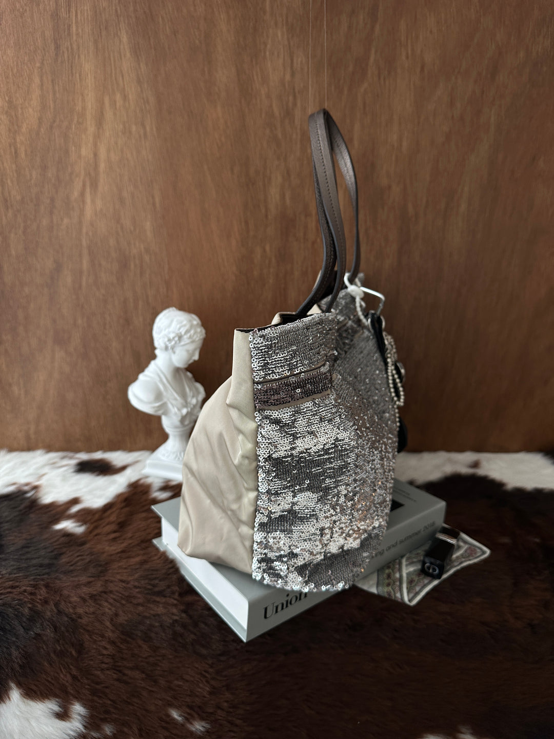 Ferragamo Sequin Gancini Tote ✨🩶｜Silver Sparkle・Lightweight Statement Tote