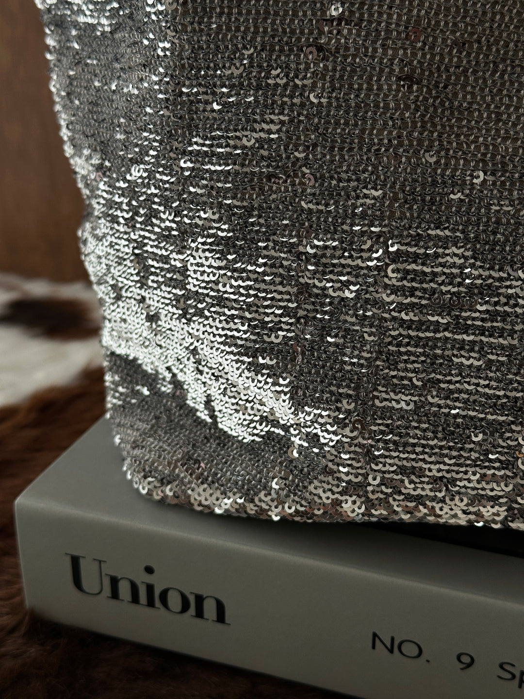 Ferragamo Sequin Gancini Tote ✨🩶｜Silver Sparkle・Lightweight Statement Tote