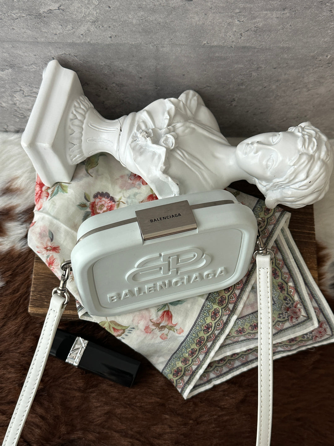 Balenciaga BB Logo Mini Box Crossbody 🤍✨｜White Structured Mini Bag・Y2K Statement Logo