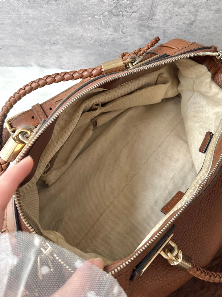 GUCCI Soft Leather Bamboo Baguette Bag 🥖｜Milk Tea Brown × Original Strap × Underarm Styling