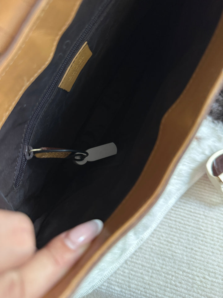 Gucci Monogram “Milk Tea” Large G-Buckle Hobo 🤎 | Retro Chic Meets Everyday Elegance