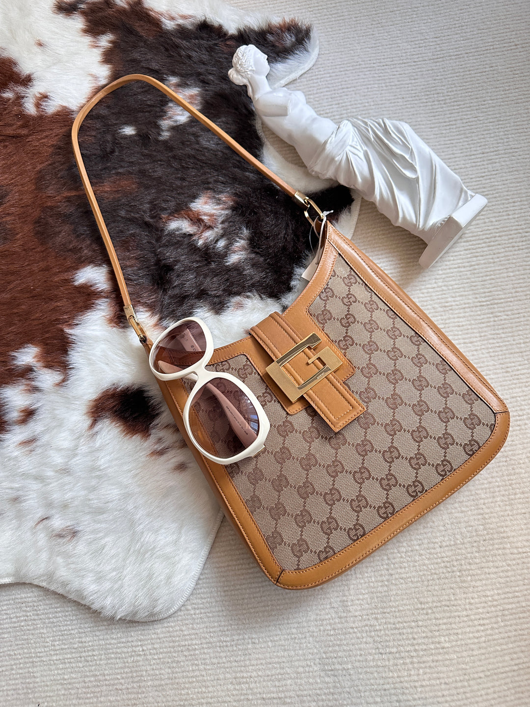 Gucci Monogram “Milk Tea” Large G-Buckle Hobo 🤎 | Retro Chic Meets Everyday Elegance