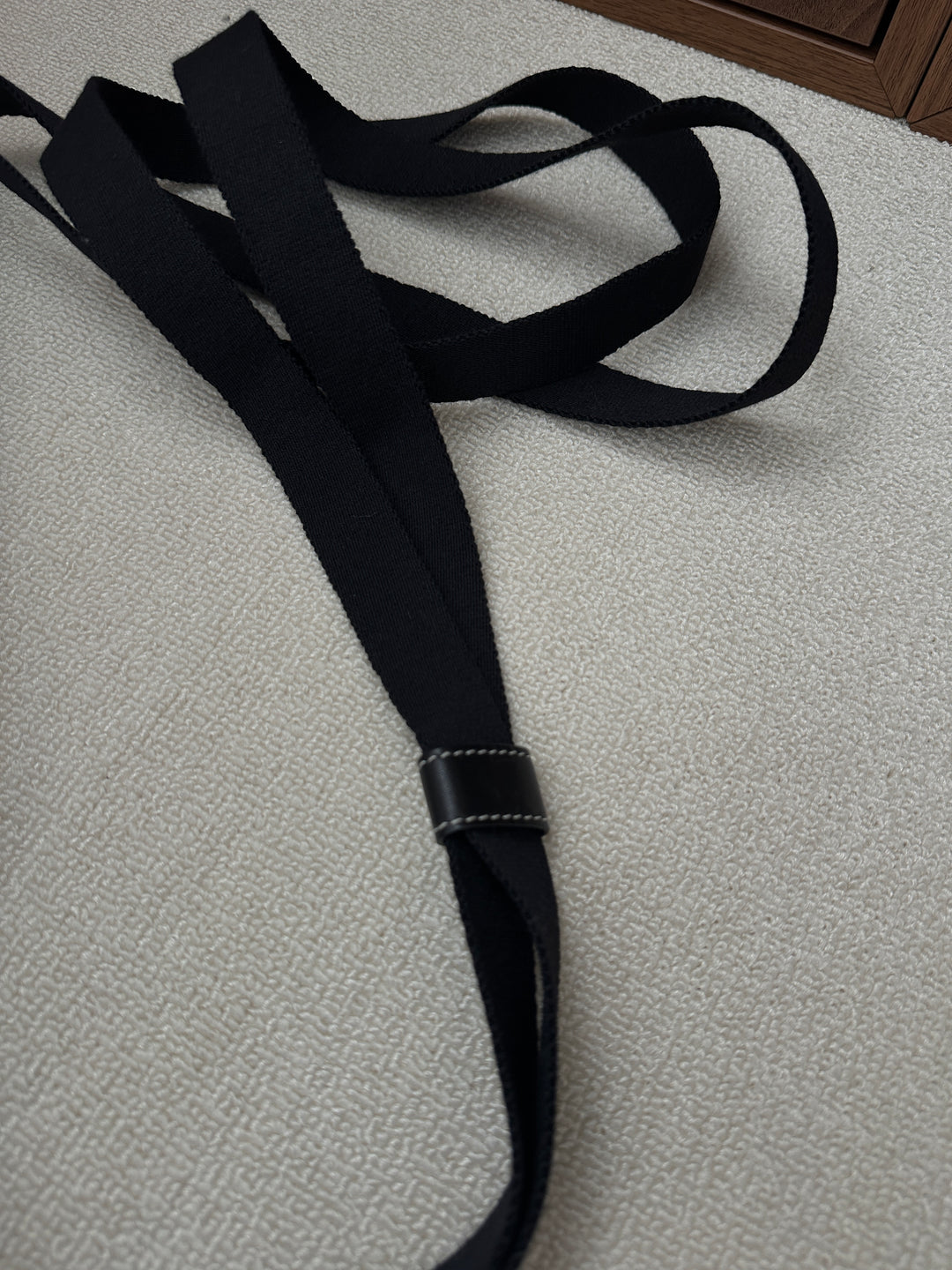 HERMÈS Canvas & Leather Messenger Bag – Rare Black Edition 🖤✨