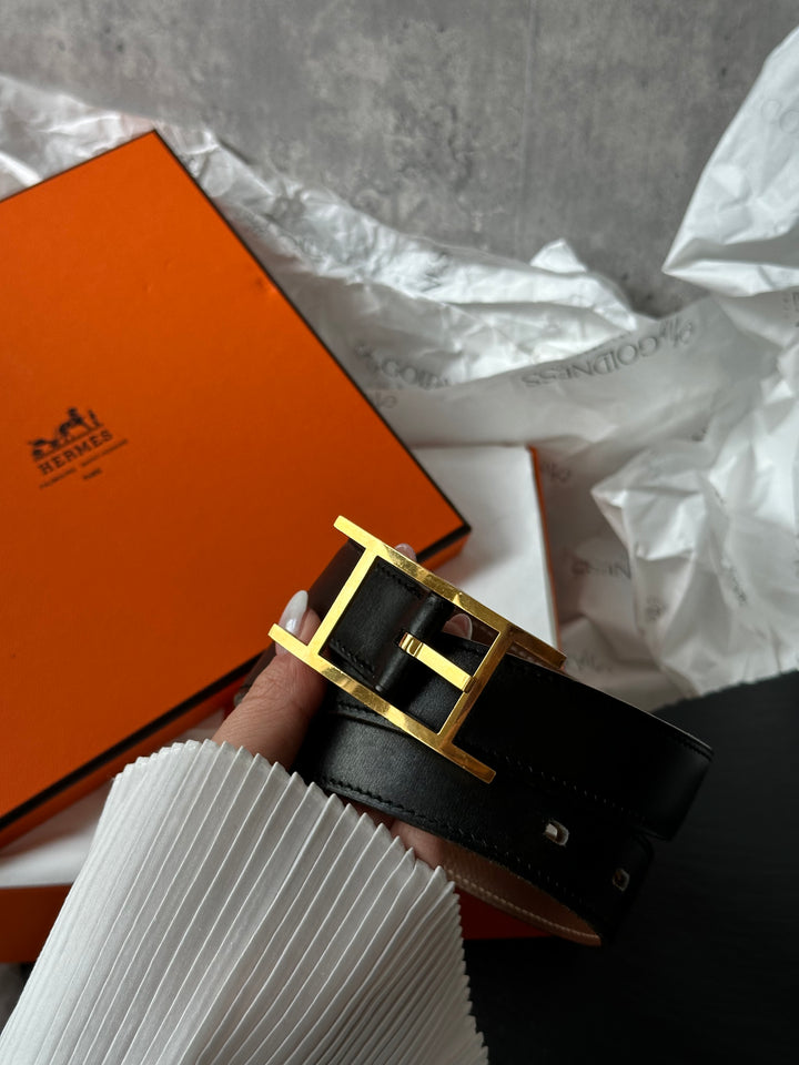 Hermes Vintage Slim Belt with Gold Buckle (Pre-H Logo) – Elegant & Rare with Box
