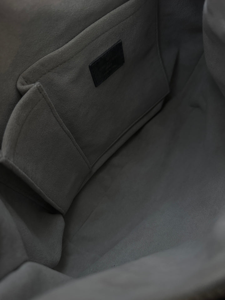LOUIS VUITTON COS Cloud Bag – Quilted Leather in Graphite Grey 🐘✨