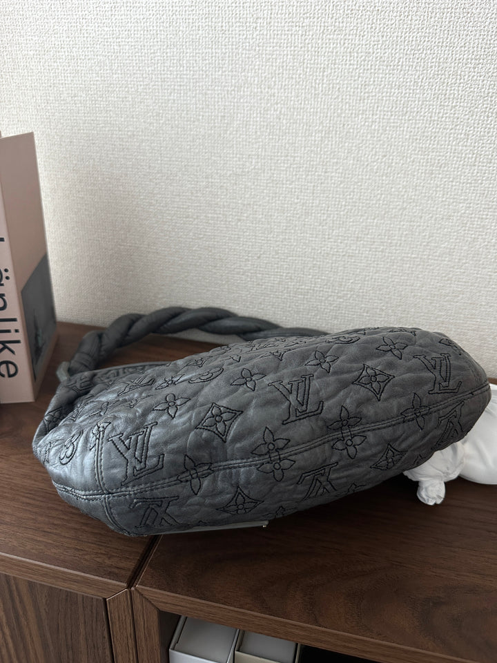 LOUIS VUITTON COS Cloud Bag – Quilted Leather in Graphite Grey 🐘✨