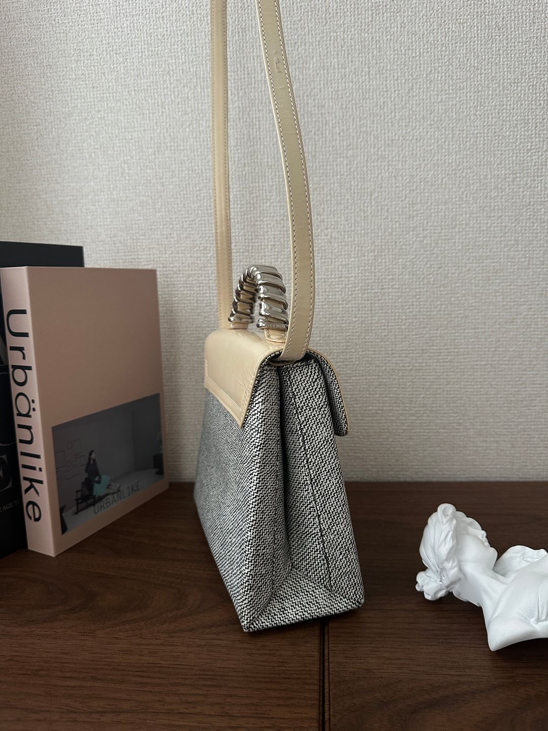 LOEWE Silver Snakebone Mini Kelly – Rare Vintage Treasure 🤍✨