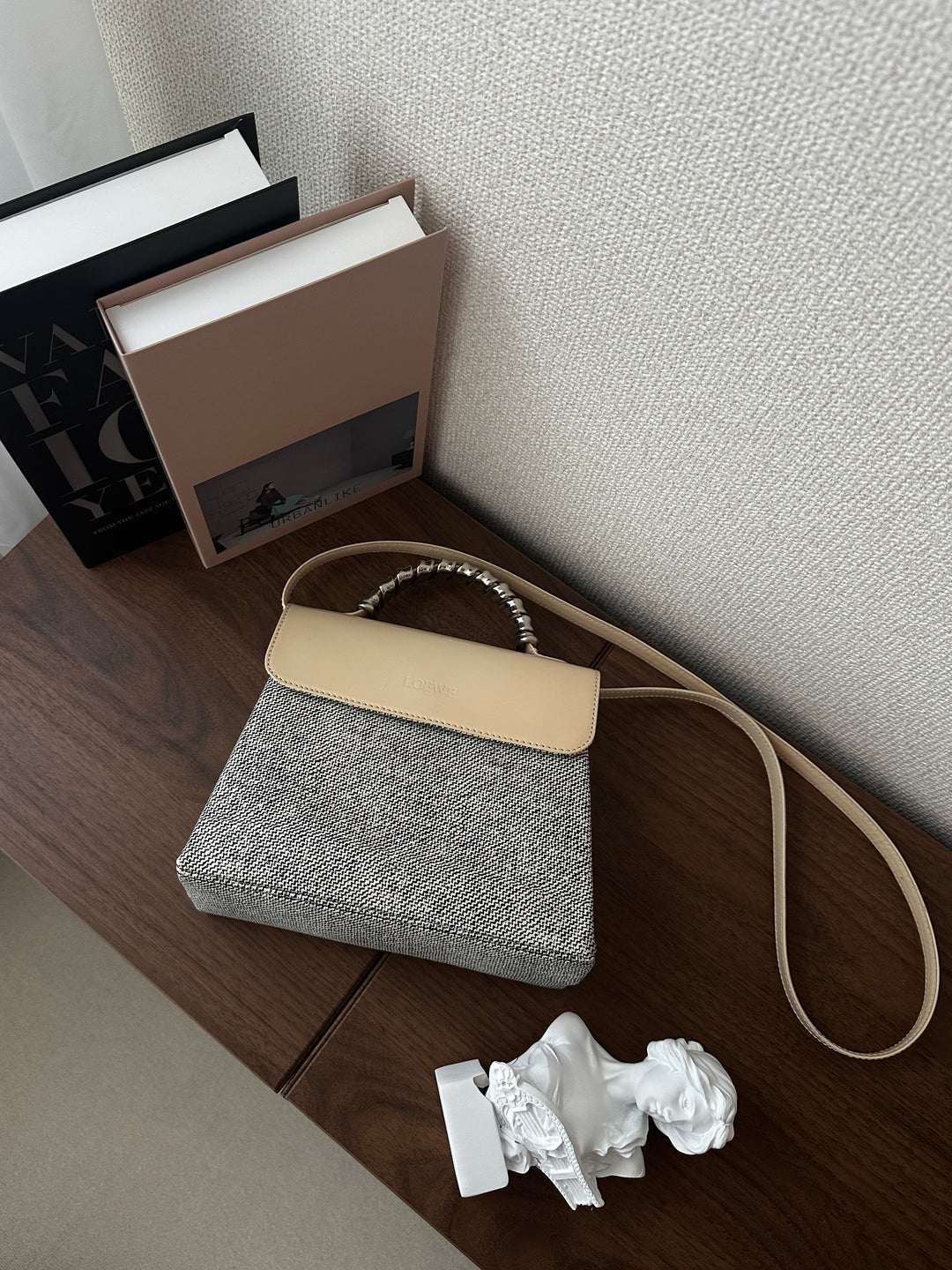 LOEWE Silver Snakebone Mini Kelly – Rare Vintage Treasure 🤍✨