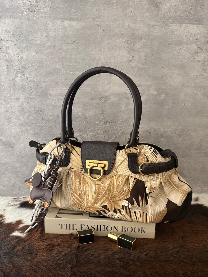 Ferragamo Gancini Floral Print Bag 🍂🤎｜Autumn Botanical Print・Brown Leather