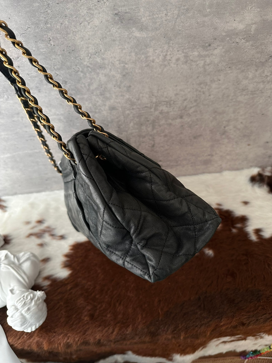 CHANEL Pearly Calfskin Chain Hobo Bag 🖤｜Pearly Calfskin × Perfect Underarm Length × Lightweight Capacity✨