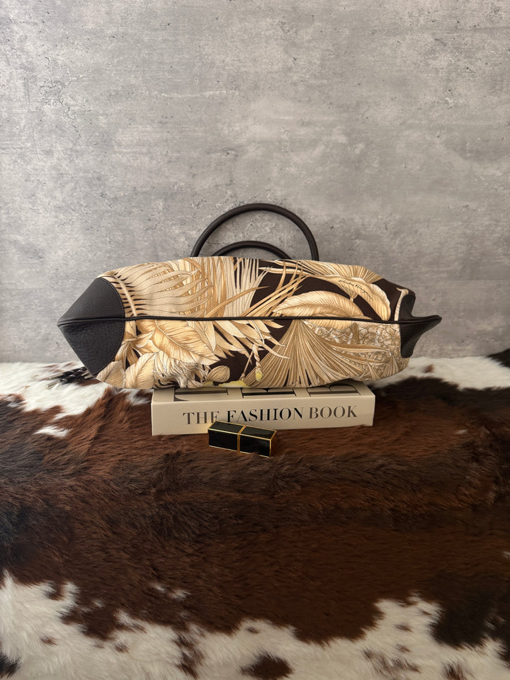Ferragamo Gancini Floral Print Bag 🍂🤎｜Autumn Botanical Print・Brown Leather