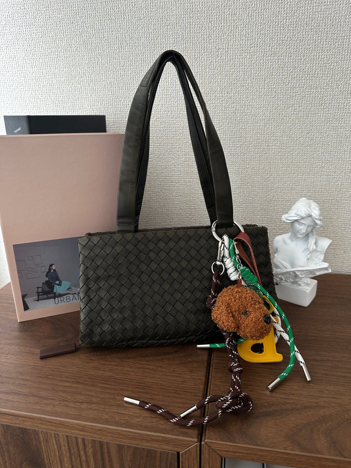 BOTTEGA VENETA Olive Green Hobo – Intrecciato Kiss-Lock Design 💚✨