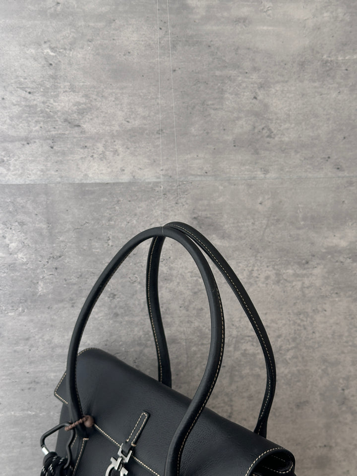 Ferragamo Pigskin Leather Gancini Hobo Bag 🖤｜Rare Pigskin Leather × Gancini Clasp × Daily Capacity