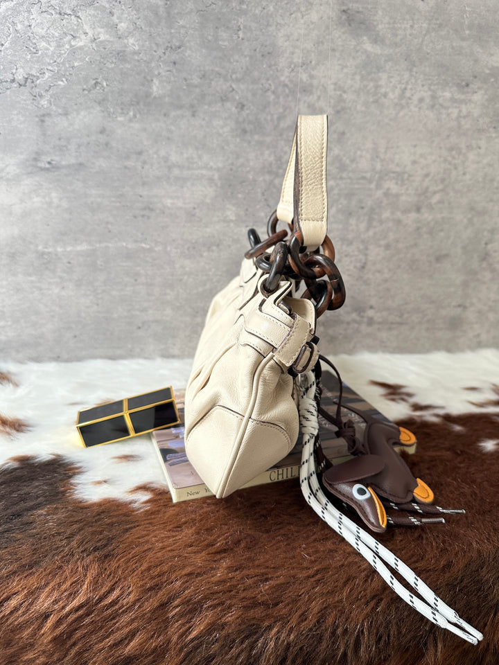 Ferragamo Ebony-Link Mini Top Handle Bag 🤎｜Wooden Handle Detail × Soft Cream Leather × Crossbody-Friendly