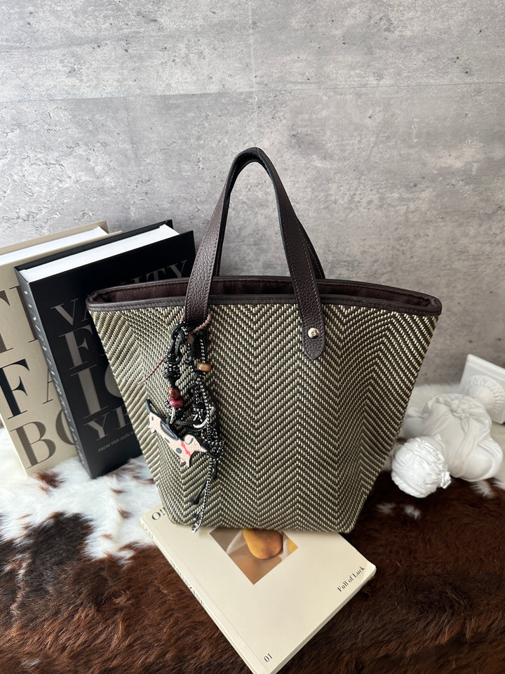 HERMÈS Colourblock Woven Leather Tote Bag 🤎｜Lightweight Daily Tote × Textured Weave × Clean Condition