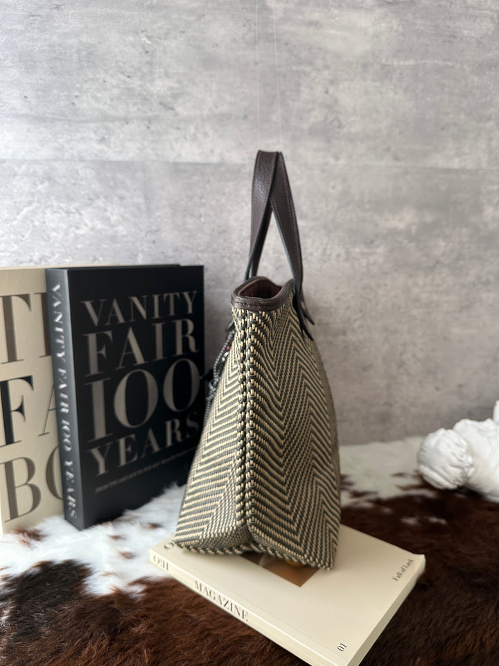 HERMÈS Colourblock Woven Leather Tote Bag 🤎｜Lightweight Daily Tote × Textured Weave × Clean Condition