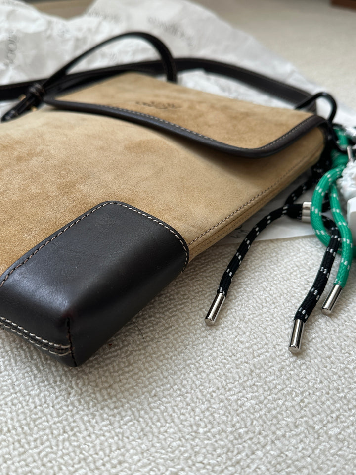 LOEWE Suede “Biscuit” Crossbody Bag – Vintage Brown 🤎✨