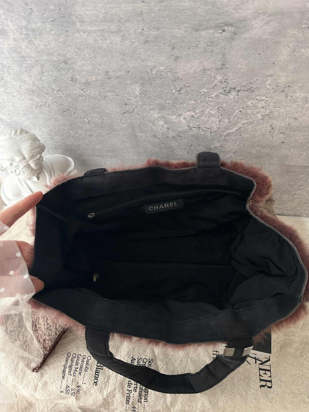 CHANEL Rabbit Fur Tote 🐰🤎｜Matching Baby Pouch × Cozy Fur Texture × Fall-Winter Statement