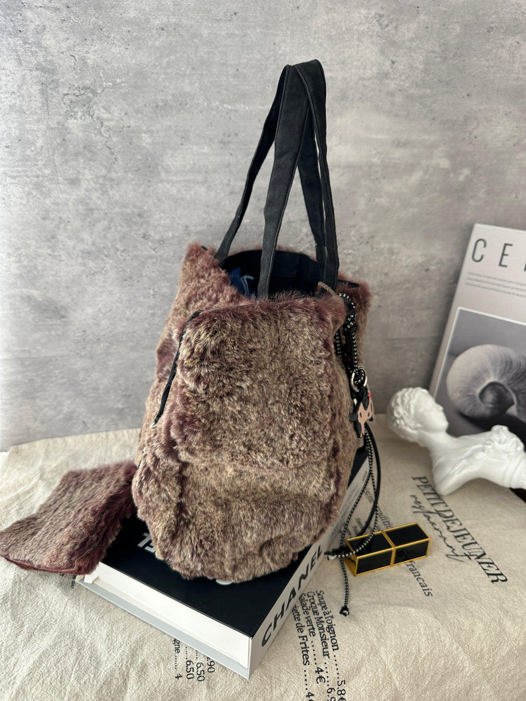 CHANEL Rabbit Fur Tote 🐰🤎｜Matching Baby Pouch × Cozy Fur Texture × Fall-Winter Statement