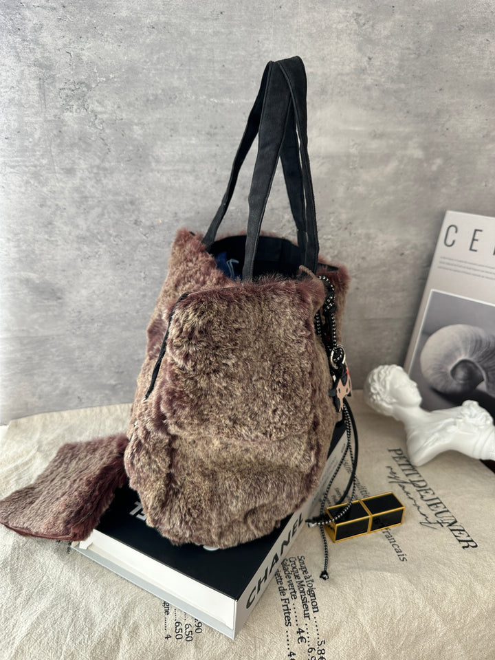 CHANEL Rabbit Fur Tote 🐰🤎｜Matching Baby Pouch × Cozy Fur Texture × Fall-Winter Statement
