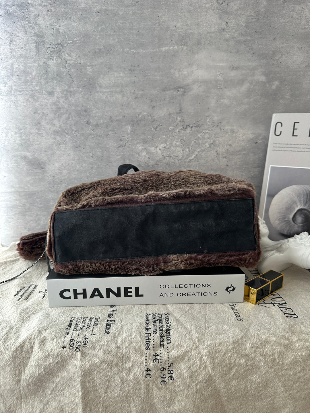 CHANEL Rabbit Fur Tote 🐰🤎｜Matching Baby Pouch × Cozy Fur Texture × Fall-Winter Statement