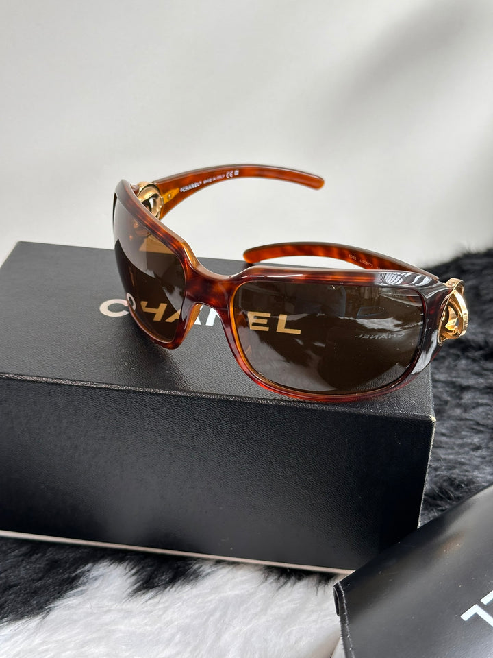 CHANEL Tortoiseshell CC Logo Sunglasses 🤎🧡｜Tortoiseshell Frame × Gold CC Logo × Full Set✨