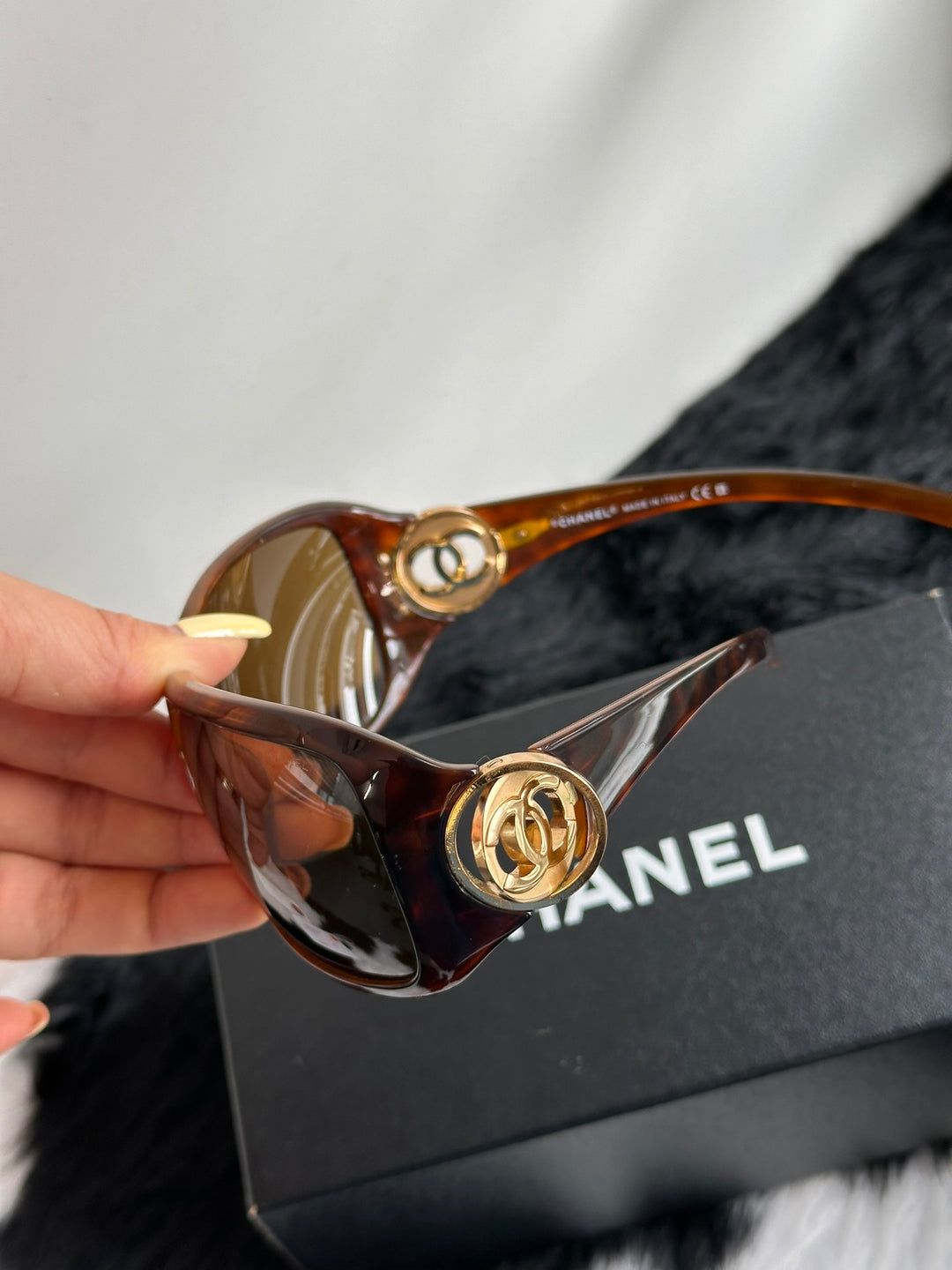 CHANEL Tortoiseshell CC Logo Sunglasses 🤎🧡｜Tortoiseshell Frame × Gold CC Logo × Full Set✨