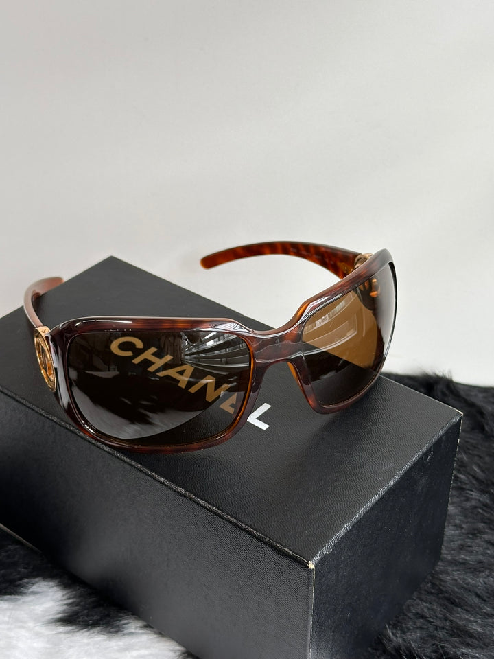 CHANEL Tortoiseshell CC Logo Sunglasses 🤎🧡｜Tortoiseshell Frame × Gold CC Logo × Full Set✨