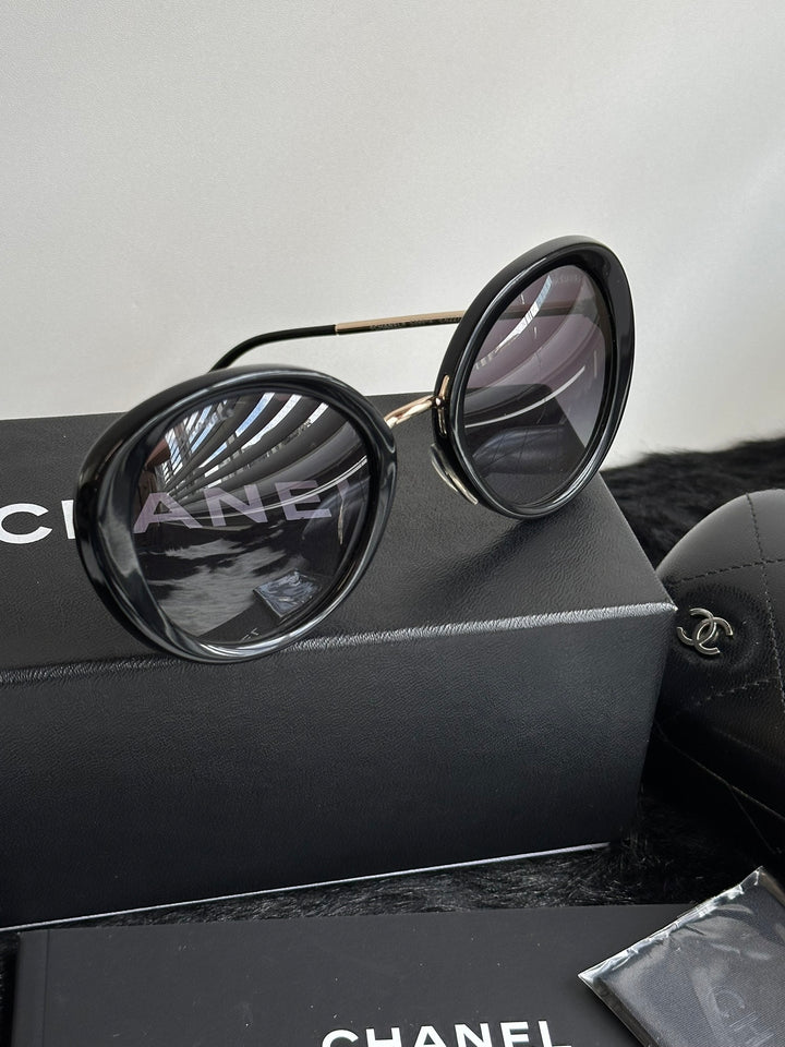 CHANEL Black Round Sunglasses 🖤｜Full Set × Like-New Condition × Chic Everyday Style✨