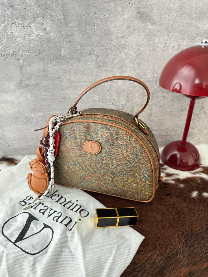 Valentino Garavani Paisley Print Vanity Top Handle Bag 🤎｜Vintage Paisley Print × Rounded Vanity Shape × Strap-Friendly Design