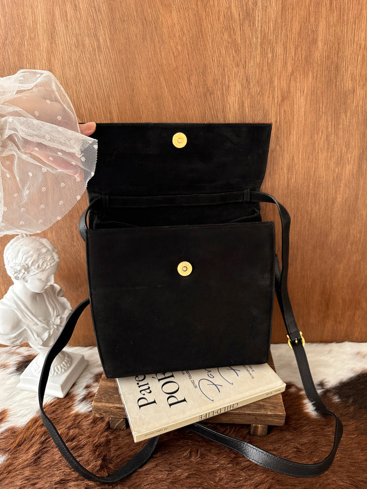 Ferragamo Gancini Crossbody Bag 🖤🤎｜Suede & Croc-Embossed Leather × Gold Gancini × Everyday Versatility