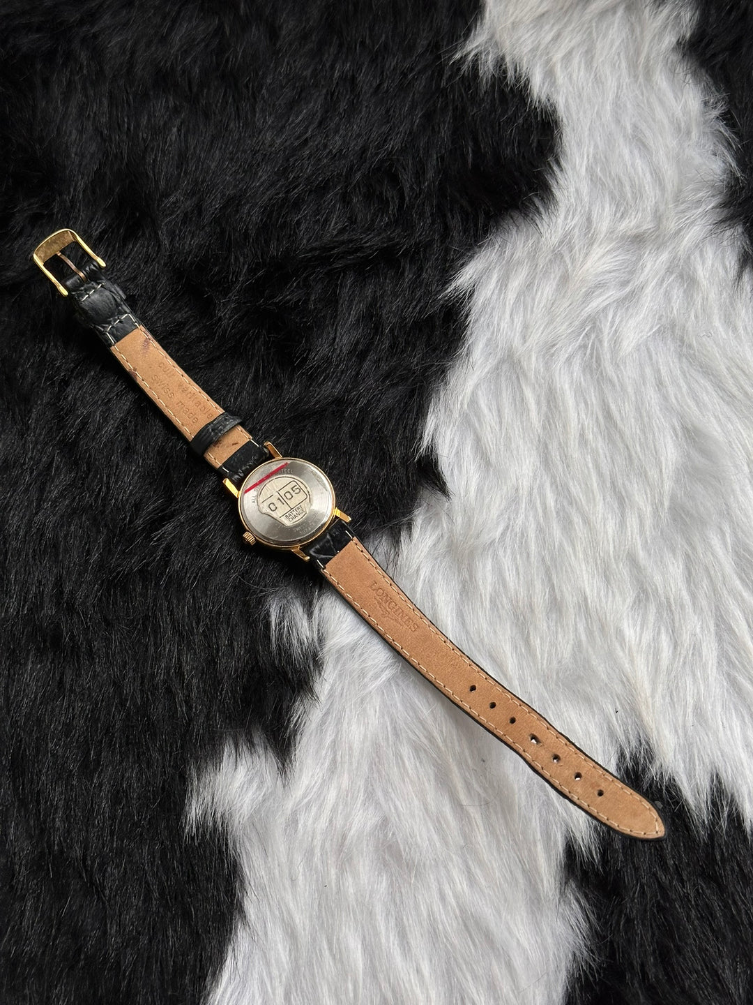 LONGINES Vintage Watch ✨｜Gold-Tone Case × Black Leather Strap × Minimalist Dial