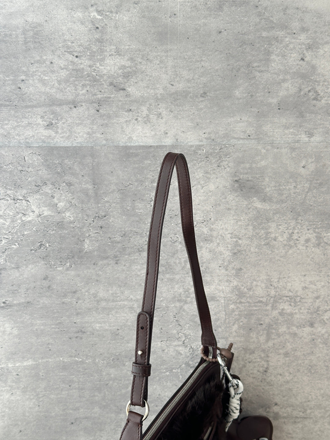 Ferragamo Hot Chocolate Rabbit Fur Baguette Shoulder Bag 🤎｜Soft Fur Texture × Leather Trim × Phone-Friendly Size