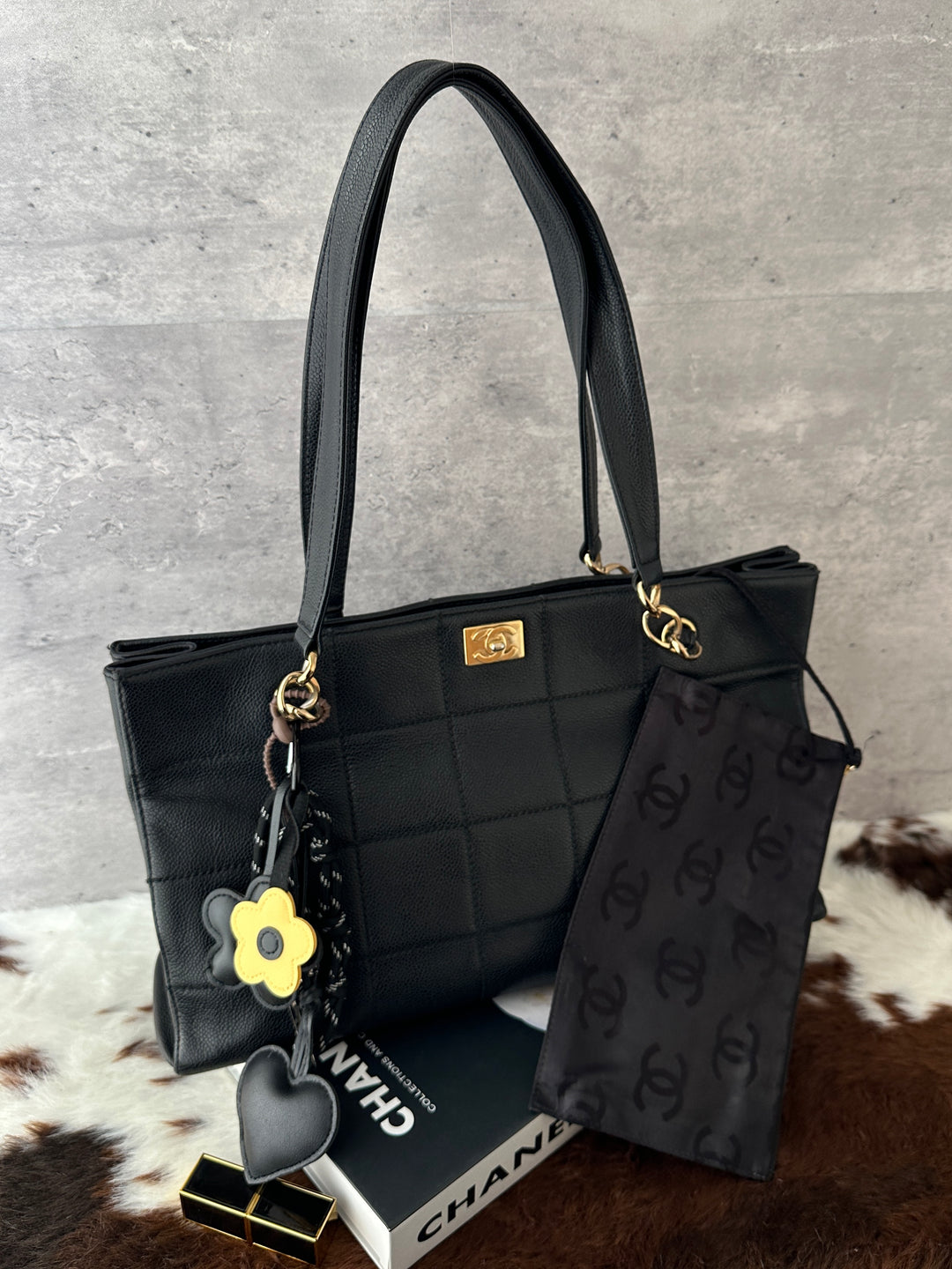 CHANEL Caviar Leather Chocolate Bar Tote Bag 🖤｜Sticker Included × Baby Pouch × Laptop-Friendly