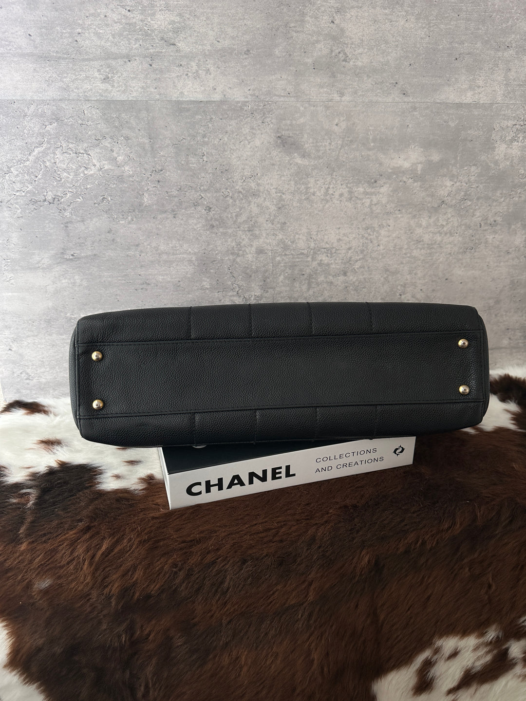 CHANEL Caviar Leather Chocolate Bar Tote Bag 🖤｜Sticker Included × Baby Pouch × Laptop-Friendly