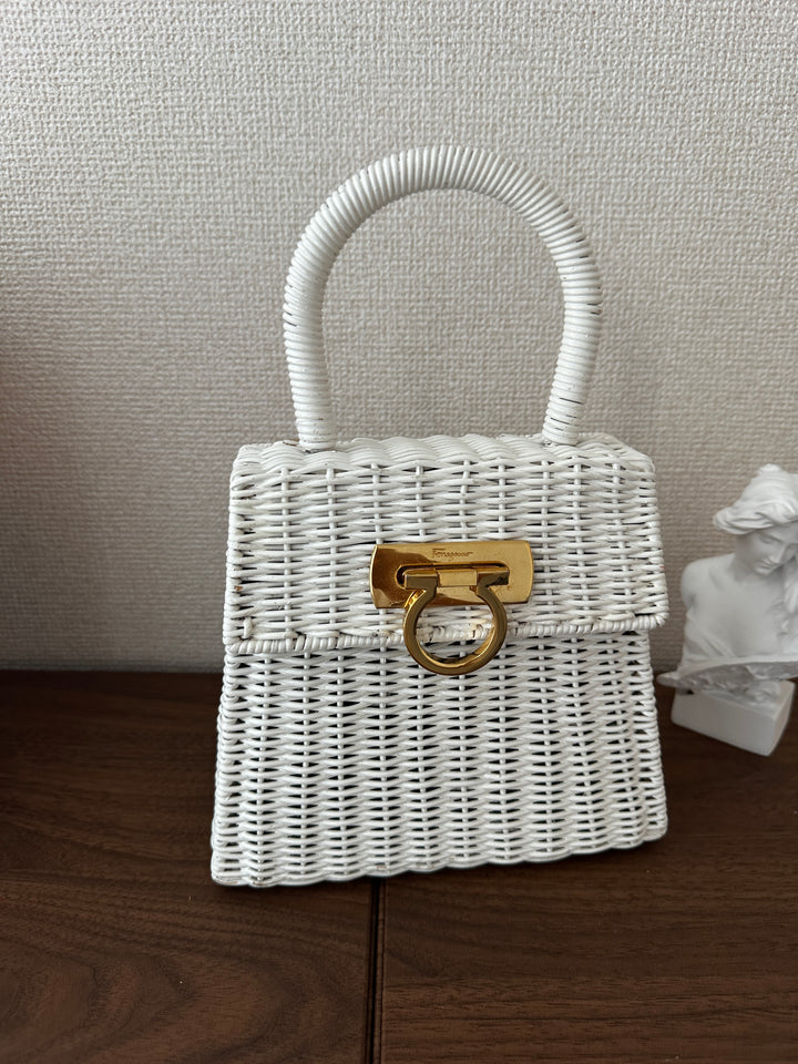 SALVATORE FERRAGAMO Limited Rattan Kelly – Small White Edition 🤍✨
