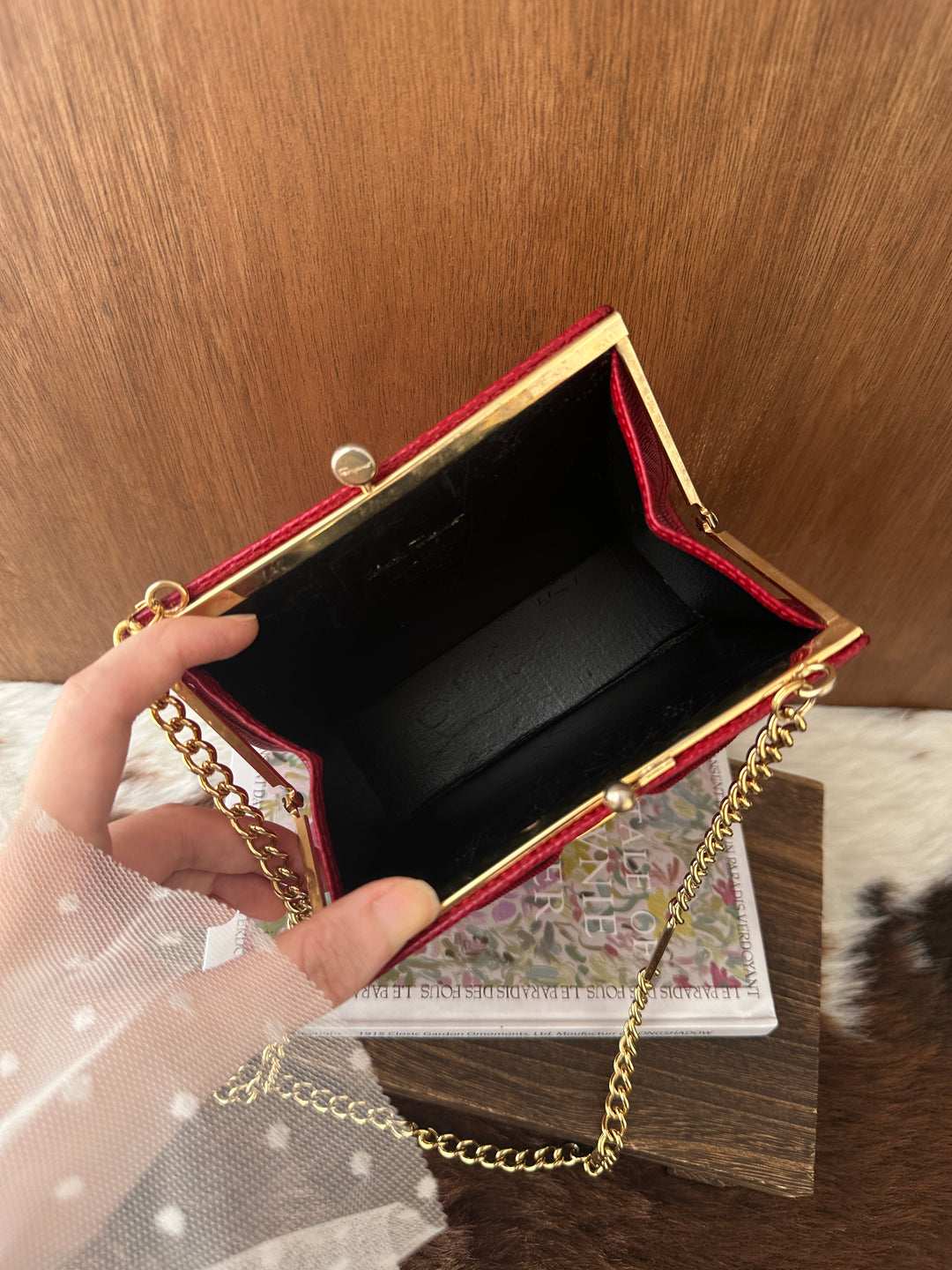 Ferragamo Vara Evening Chain Bag ❤️✨｜Lizard-Embossed Leather × Iconic Vara Bow × Gold-Tone Chain