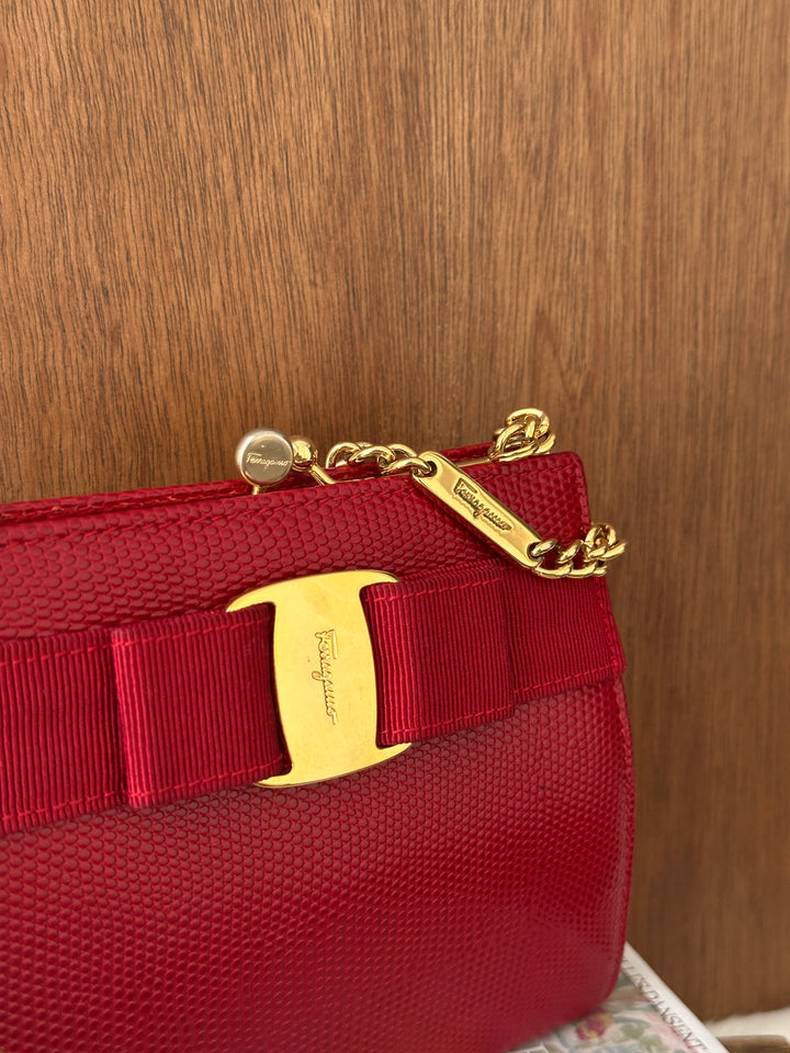 Ferragamo Vara Evening Chain Bag ❤️✨｜Lizard-Embossed Leather × Iconic Vara Bow × Gold-Tone Chain