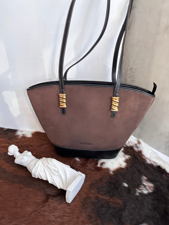 Loewe Snake Spine Tote 🤎 | Functional Luxury with a Touch of Edge