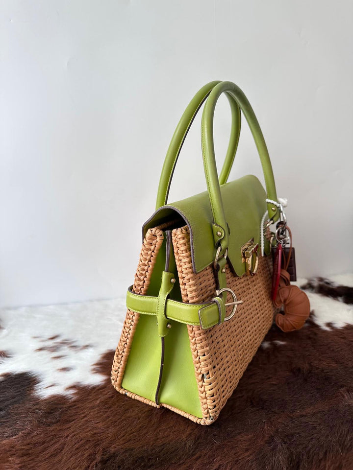 Ferragamo Wicker Gancini Top Handle Bag 💚🤎｜Rare Wicker Design × Fresh Green Leather × Iconic Gancini Lock
