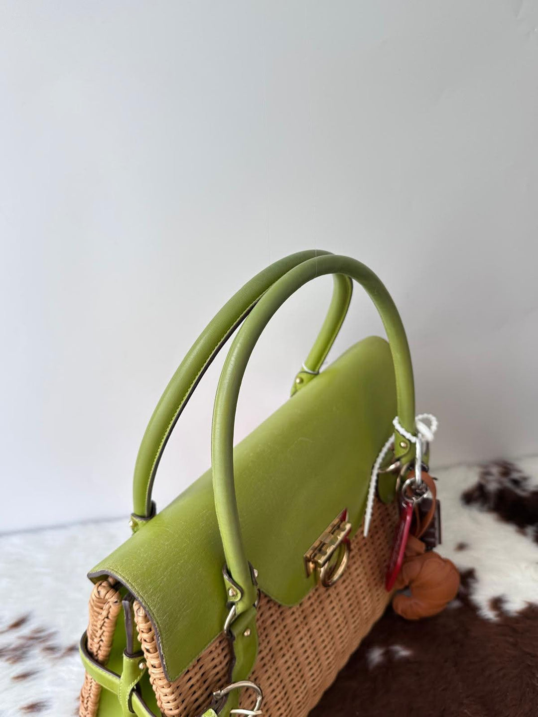 Ferragamo Wicker Gancini Top Handle Bag 💚🤎｜Rare Wicker Design × Fresh Green Leather × Iconic Gancini Lock