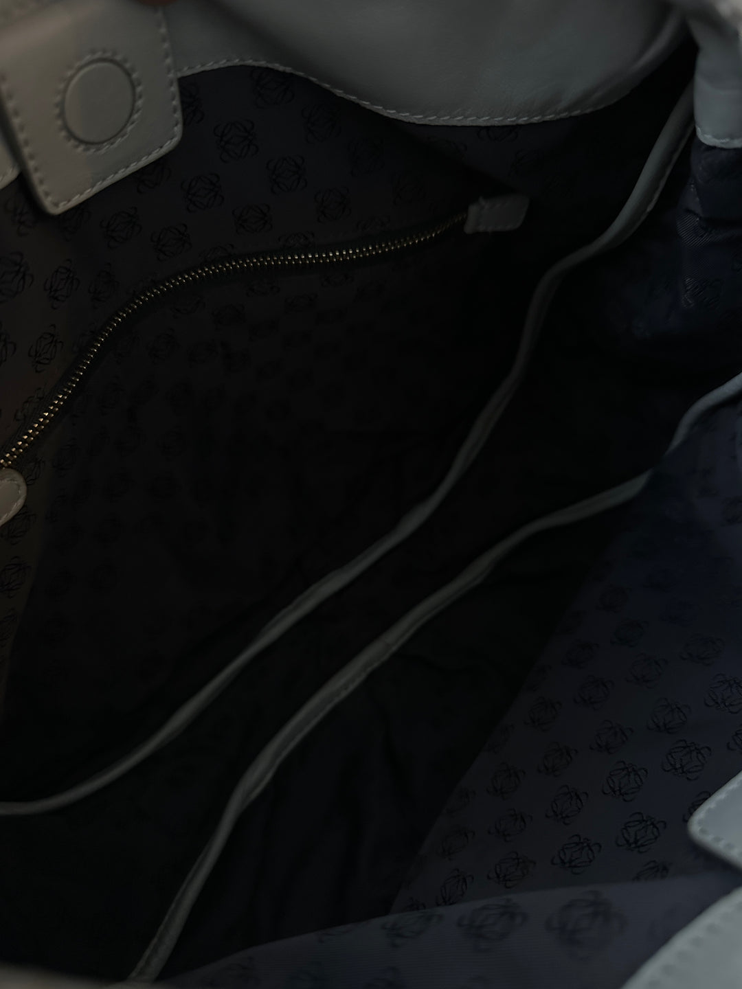 LOEWE Lambskin Tote – Small Cream Edition 🤍✨
