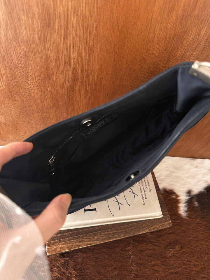 Versace Small Hobo Bag 💙🤍｜Navy Blue × Silver-Tone Handle × Compact Silhouette