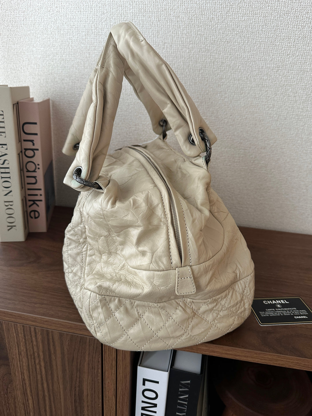 CHANEL Latte Quilted Puffy Bag – Vintage CC Charm 🤎✨