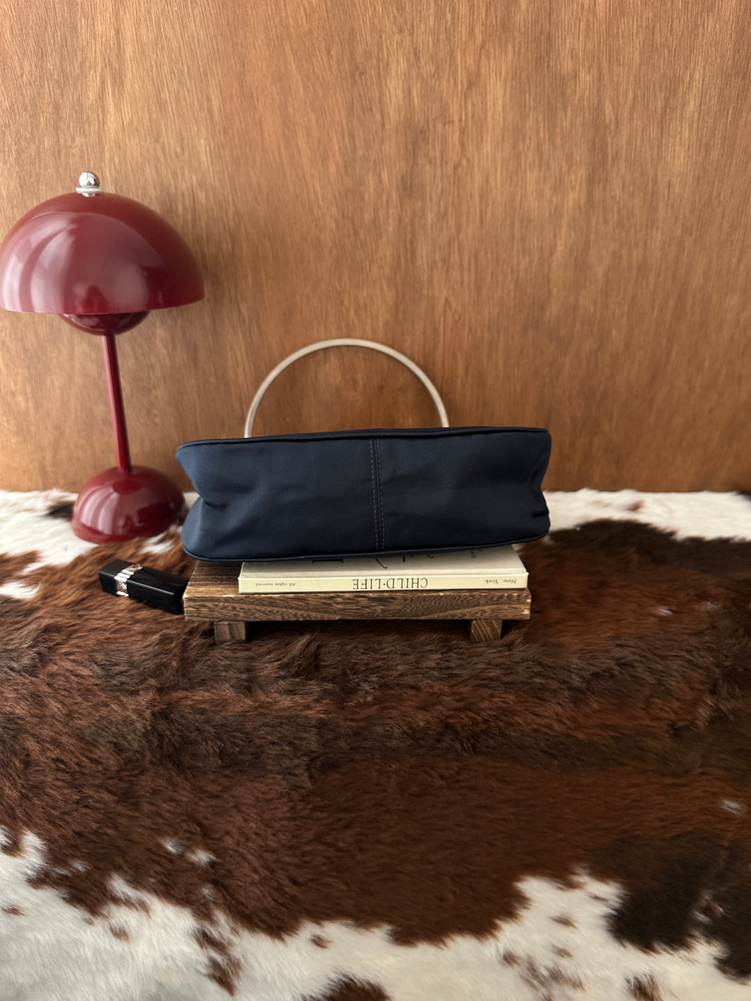 Versace Small Hobo Bag 💙🤍｜Navy Blue × Silver-Tone Handle × Compact Silhouette