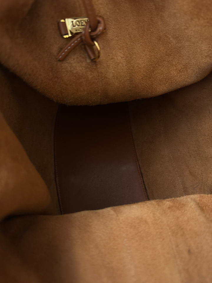 LOEWE Caramel Hobo Crossbody – With Pouch 🤎✨
