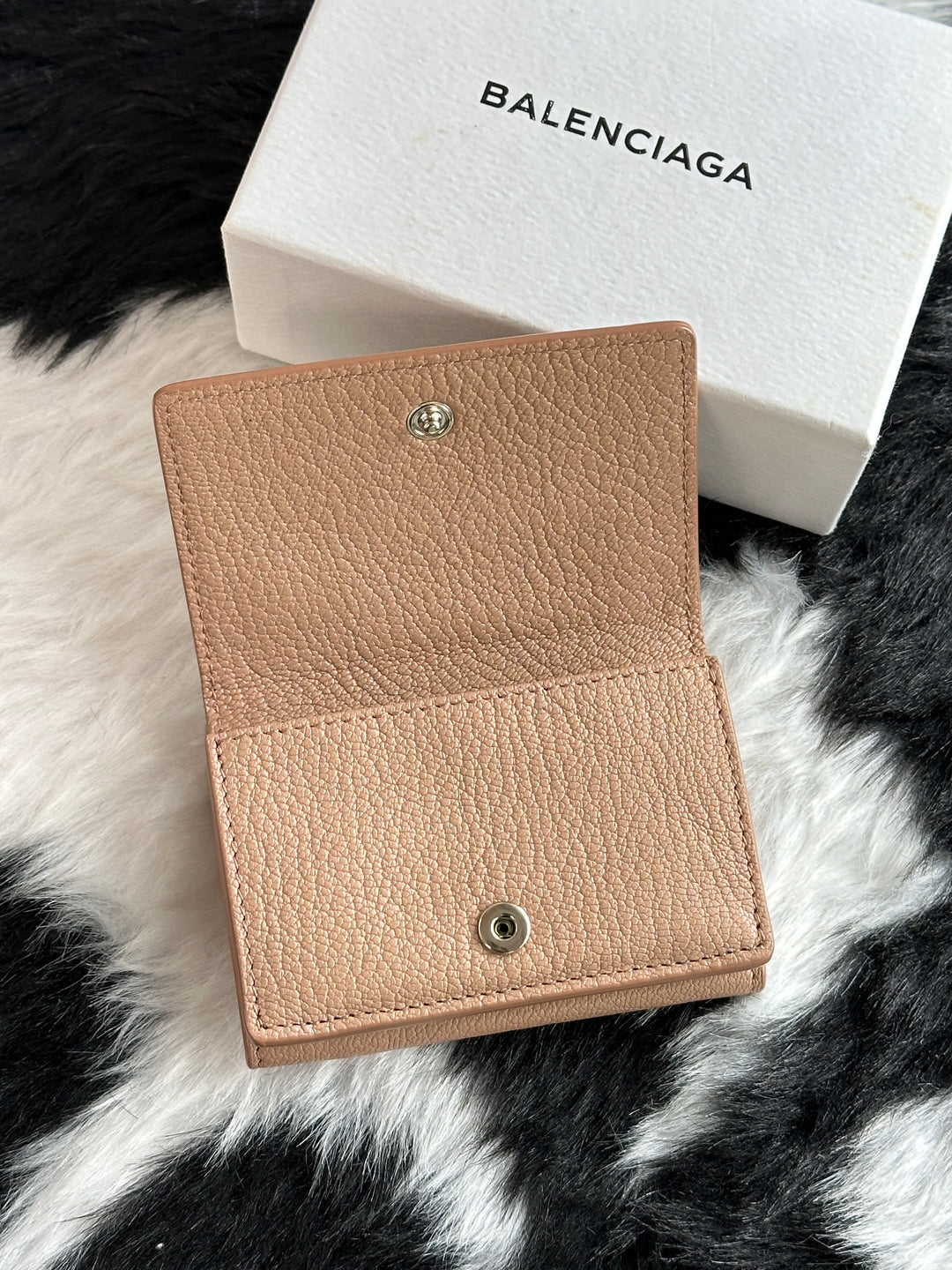 Balenciaga City Small Wallet 🤎🧡｜Compact City Design × Grained Calfskin × Box Included